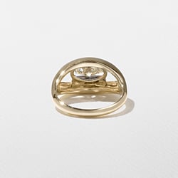 Monroe Oval in 14k Yellow Gold – view 4 thumbnail