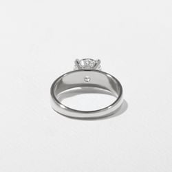 Nova Round in 14k White Gold – view 4 thumbnail
