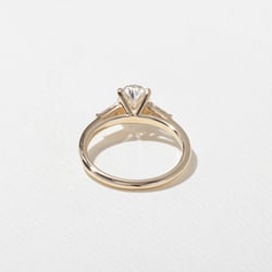 Eve Oval in 14k Yellow Gold – view 4 thumbnail