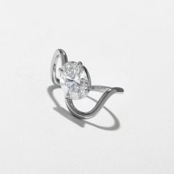 Stella Grand Oval in Platinum – view 2 thumbnail