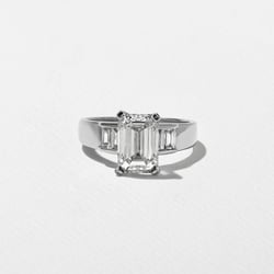 Nova Emerald-Cut in Platinum thumbnail