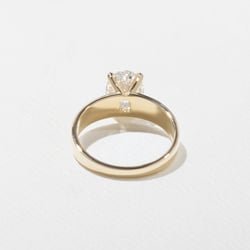 Nova Oval in 18k Yellow Gold – view 4 thumbnail