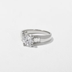 Nova Round in 18k White Gold – view 2 thumbnail