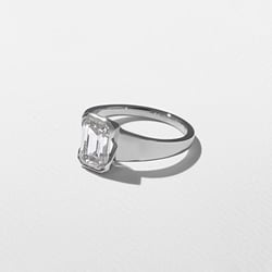 Lou Emerald-Cut in 18k White Gold – view 2 thumbnail