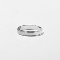 Maverick in 14k White Gold thumbnail