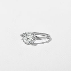 Sloan Round in 18k White Gold – view 2 thumbnail
