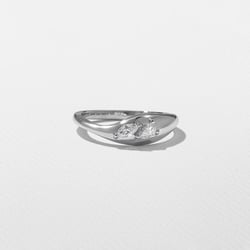 Mist in 14k White Gold thumbnail