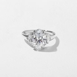 Blair Oval in Platinum thumbnail