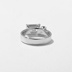 Henri Grand Emerald-Cut in Platinum – view 4 thumbnail