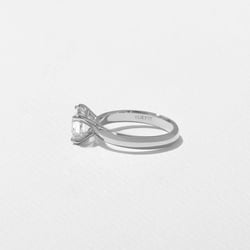 James Emerald-Cut in 18k White Gold – view 3 thumbnail