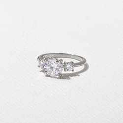 Trey Round in 14k White Gold – view 2 thumbnail