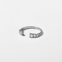 Wren in Platinum – view 2 thumbnail
