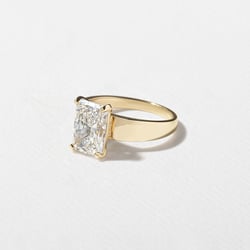 Nova Radiant in 14k Yellow Gold – view 2 thumbnail
