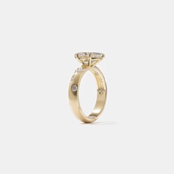 Skylar Oval in 14k Yellow Gold – view 5 thumbnail