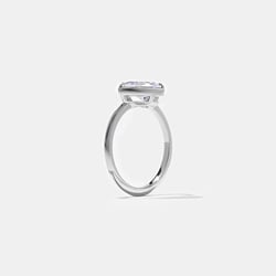 August Pear in 14k White Gold – view 5 thumbnail