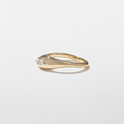 Mist in 18k Yellow Gold – view 2 thumbnail