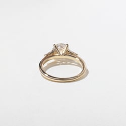 Eve Round in 14k Yellow Gold – view 4 thumbnail