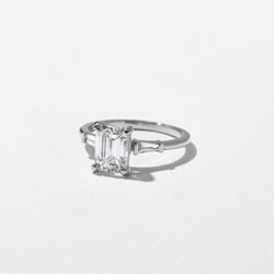 Trey Emerald-Cut in 18k White Gold – view 2 thumbnail