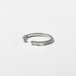 Willow in Platinum – view 2 thumbnail