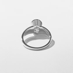 Lou Oval in 14k White Gold – view 4 thumbnail