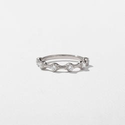 Dewdrop in Platinum thumbnail