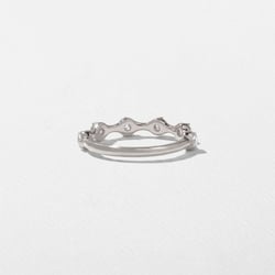 Dewdrop in Platinum – view 3 thumbnail
