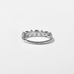 Wave in 18k White Gold – view 3 thumbnail