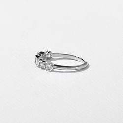 Wave in 18k White Gold – view 2 thumbnail