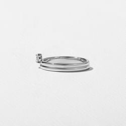 Serra Round in 18k White Gold – view 3 thumbnail