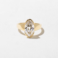Lou Antique Oval in 14k Yellow Gold thumbnail