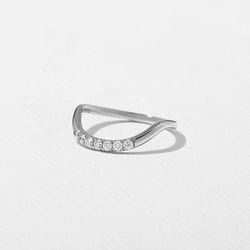 Coral with Pavé in Platinum – view 2 thumbnail