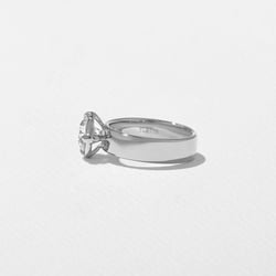 Reid Round in Platinum – view 3 thumbnail