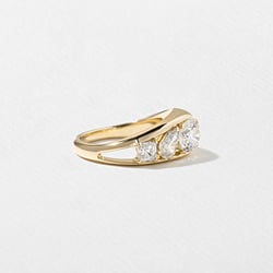 Maeve Round in 14k Yellow Gold – view 2 thumbnail