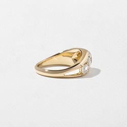 Maeve Round in 14k Yellow Gold – view 3 thumbnail