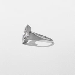 Lou Marquise in 18k White Gold – view 3 thumbnail