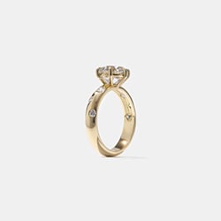 Skylar Round in 18k Yellow Gold – view 5 thumbnail