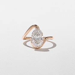 Lyra Oval in 14k Rose Gold thumbnail