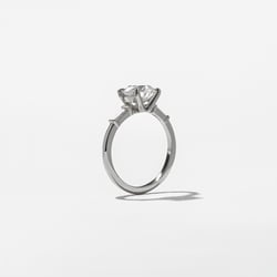 Trey Oval in 14k White Gold – view 5 thumbnail