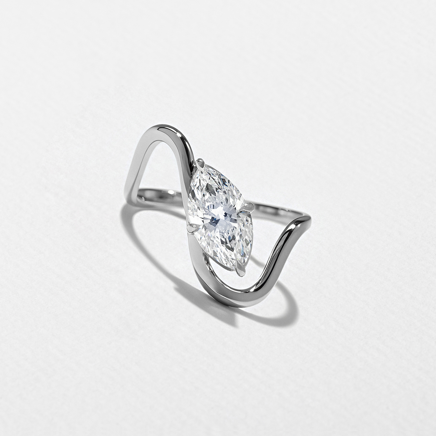 Stella Marquise in Platinum