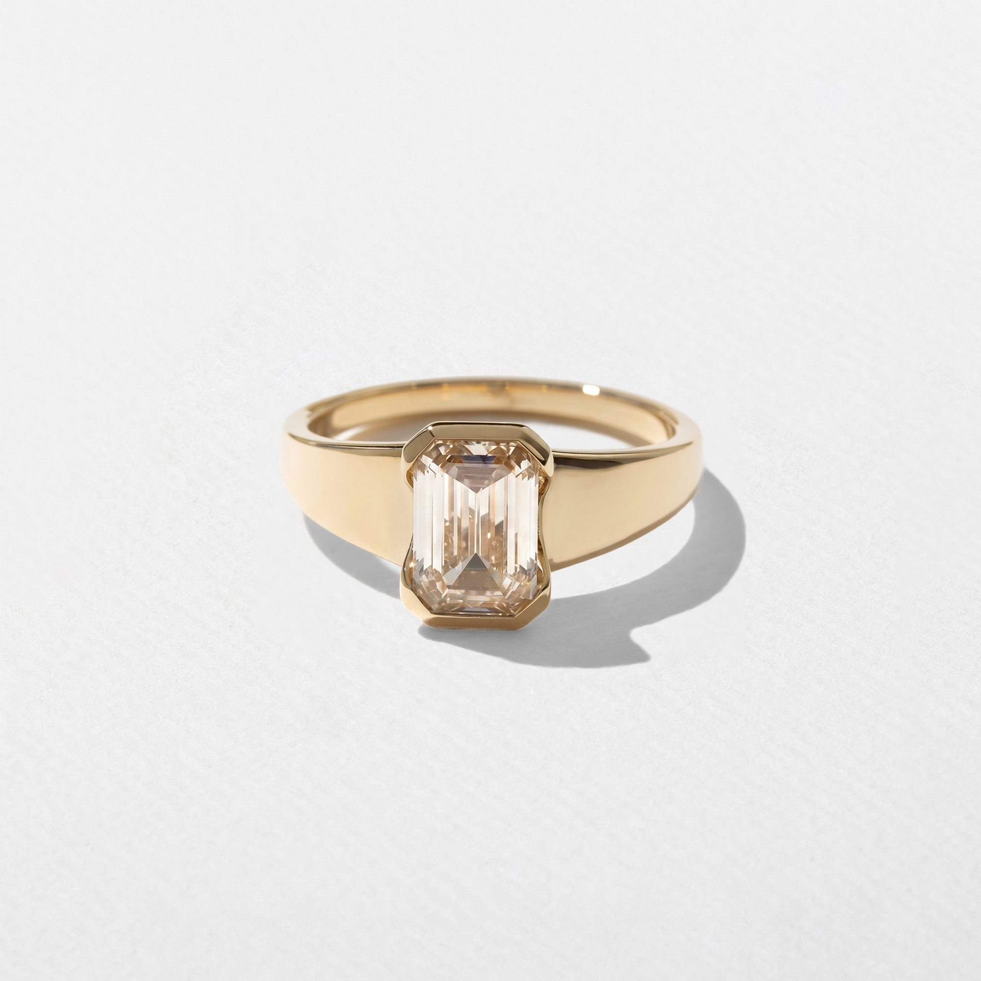 Lou Emerald-Cut in 14k Yellow Gold