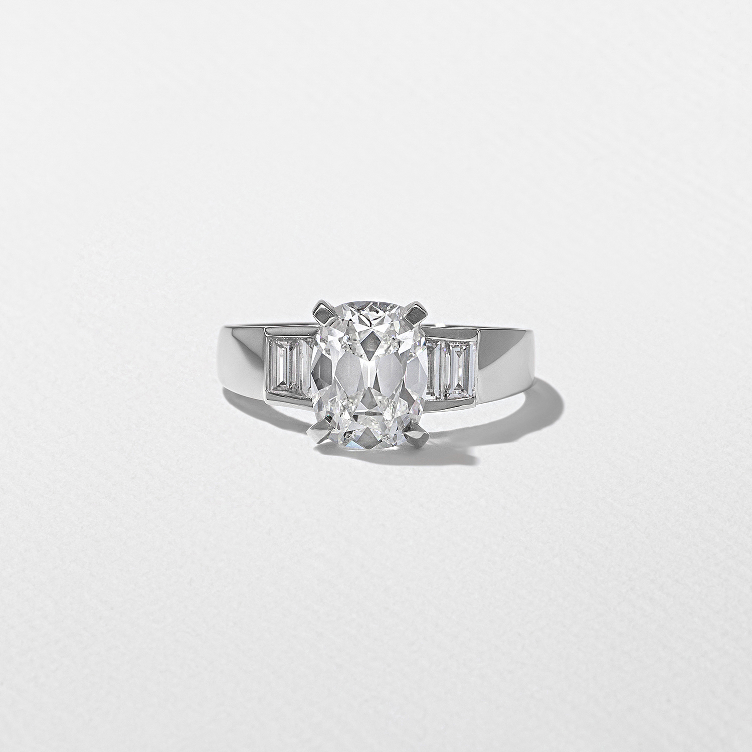 Nova Antique Cushion in 14k White Gold
