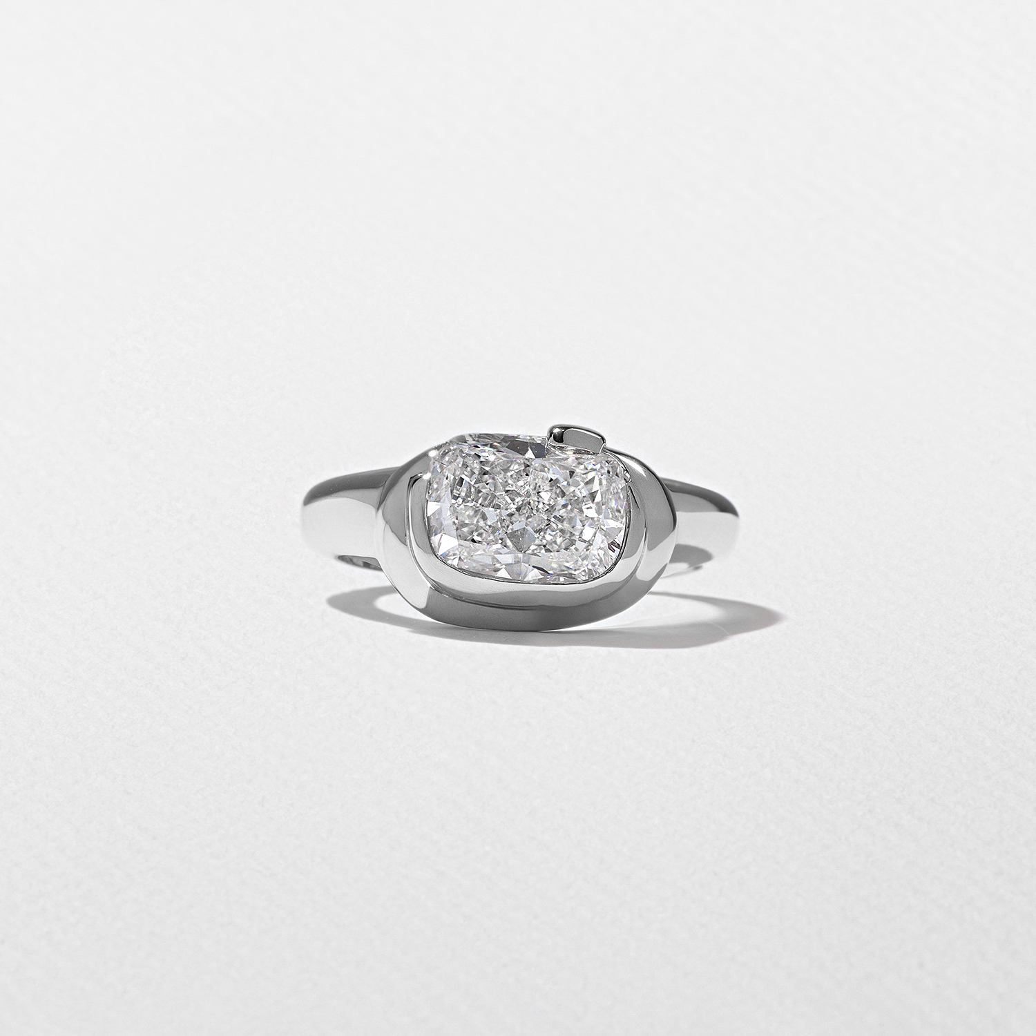 Gaia Cushion-Cut in 14k White Gold