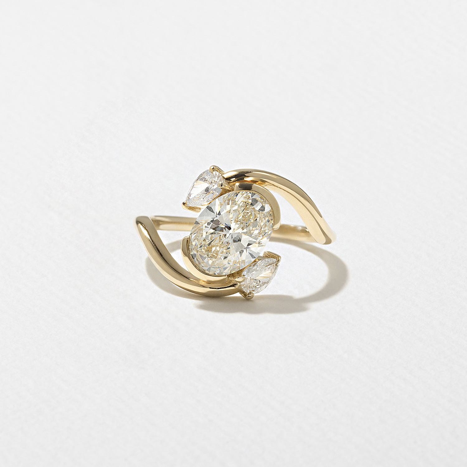 Gemma Oval in 14k Yellow Gold