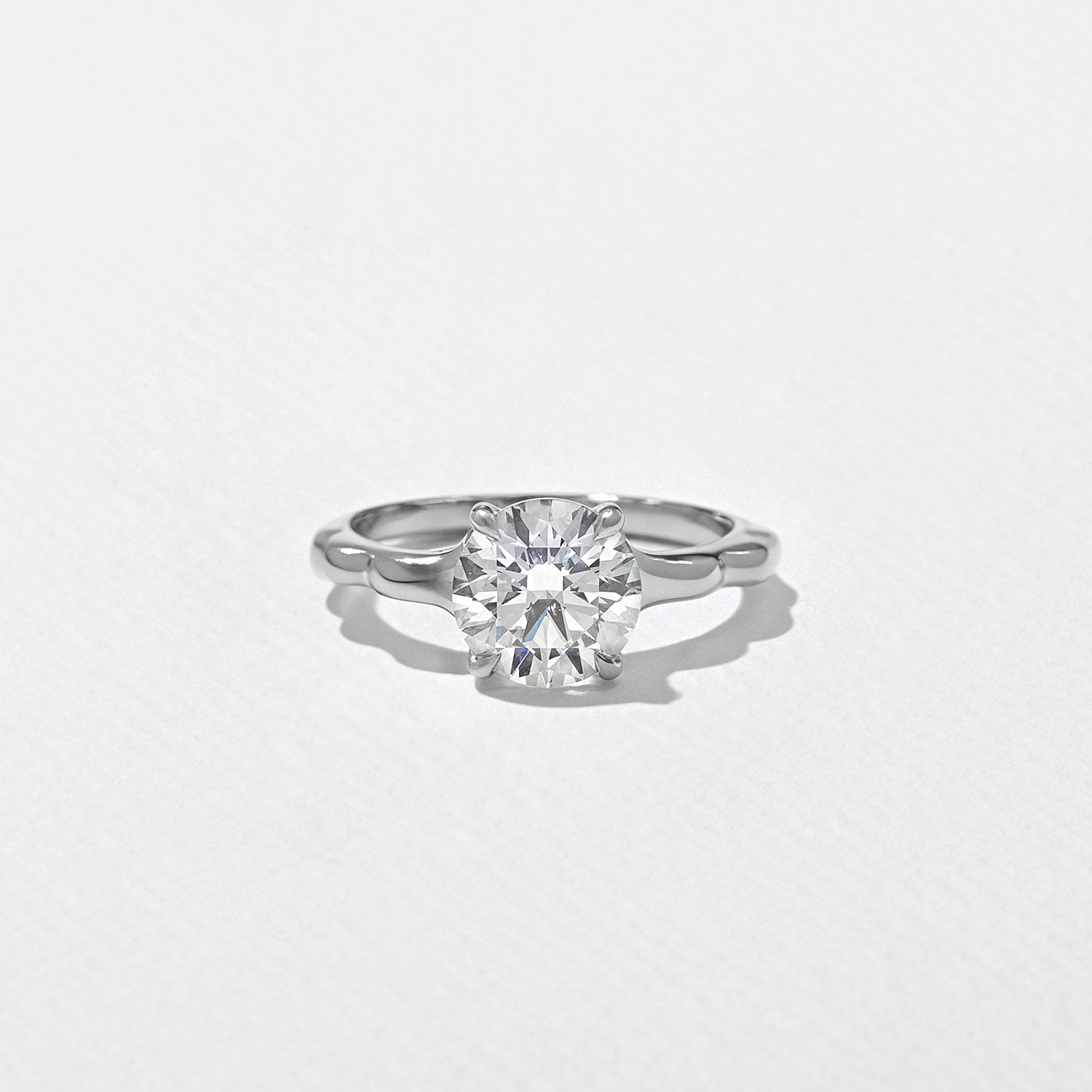 Sloan Round in 18k White Gold