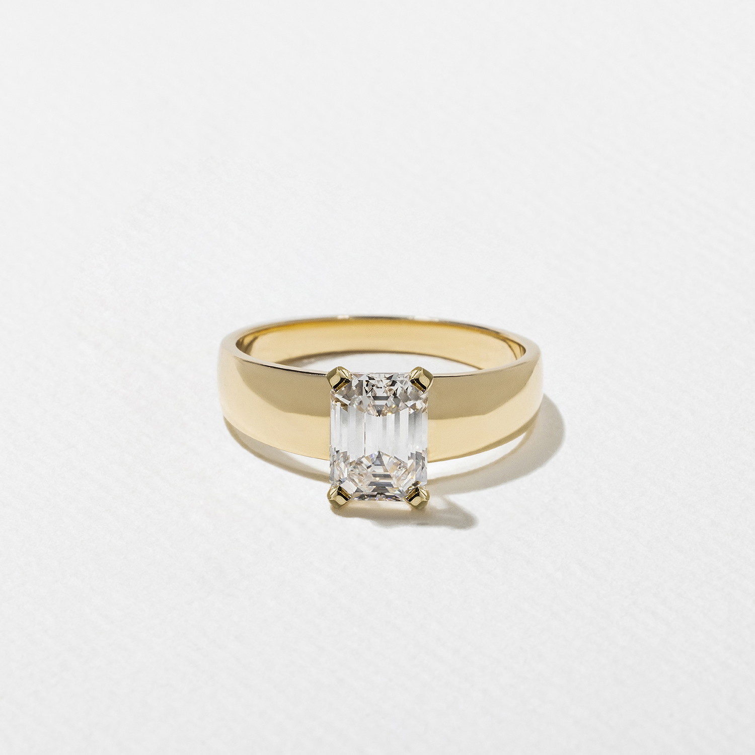 Nova Emerald-Cut in 18k Yellow Gold