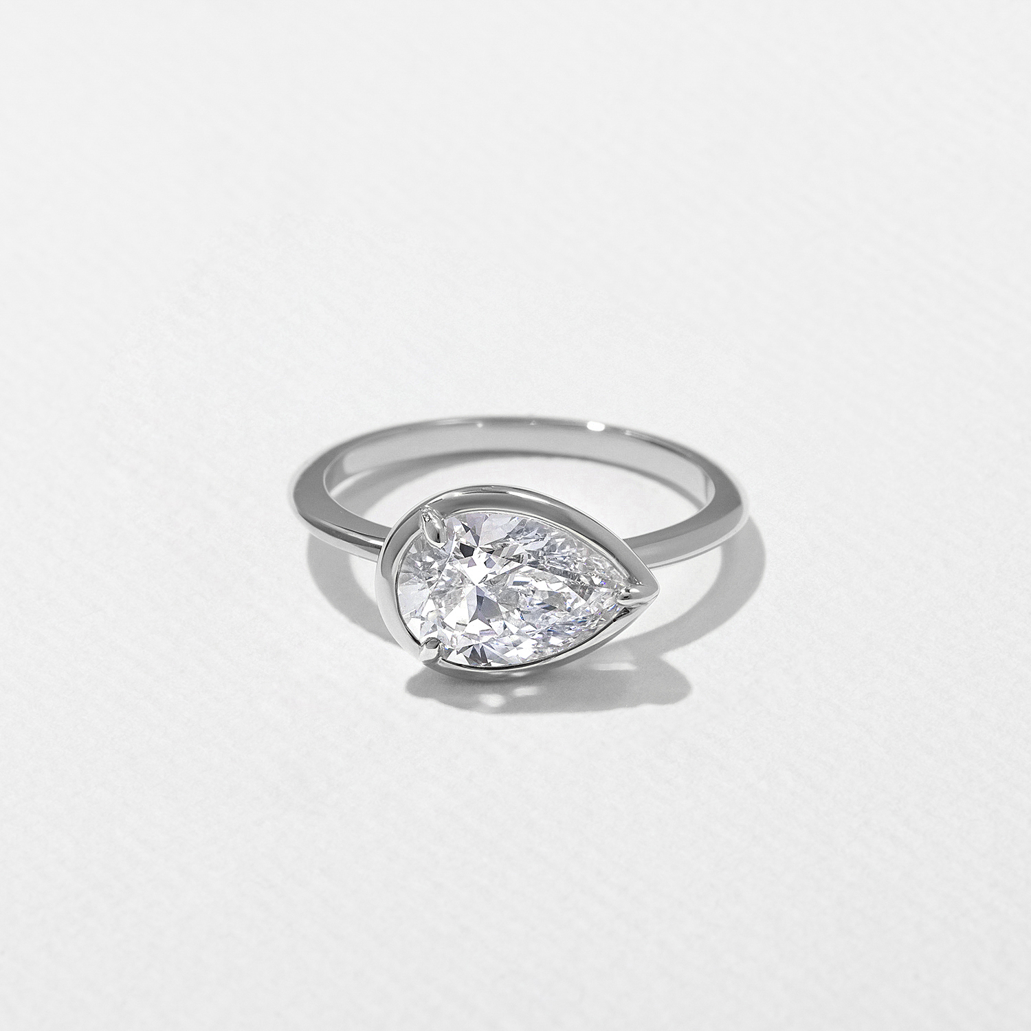 August Pear in Platinum