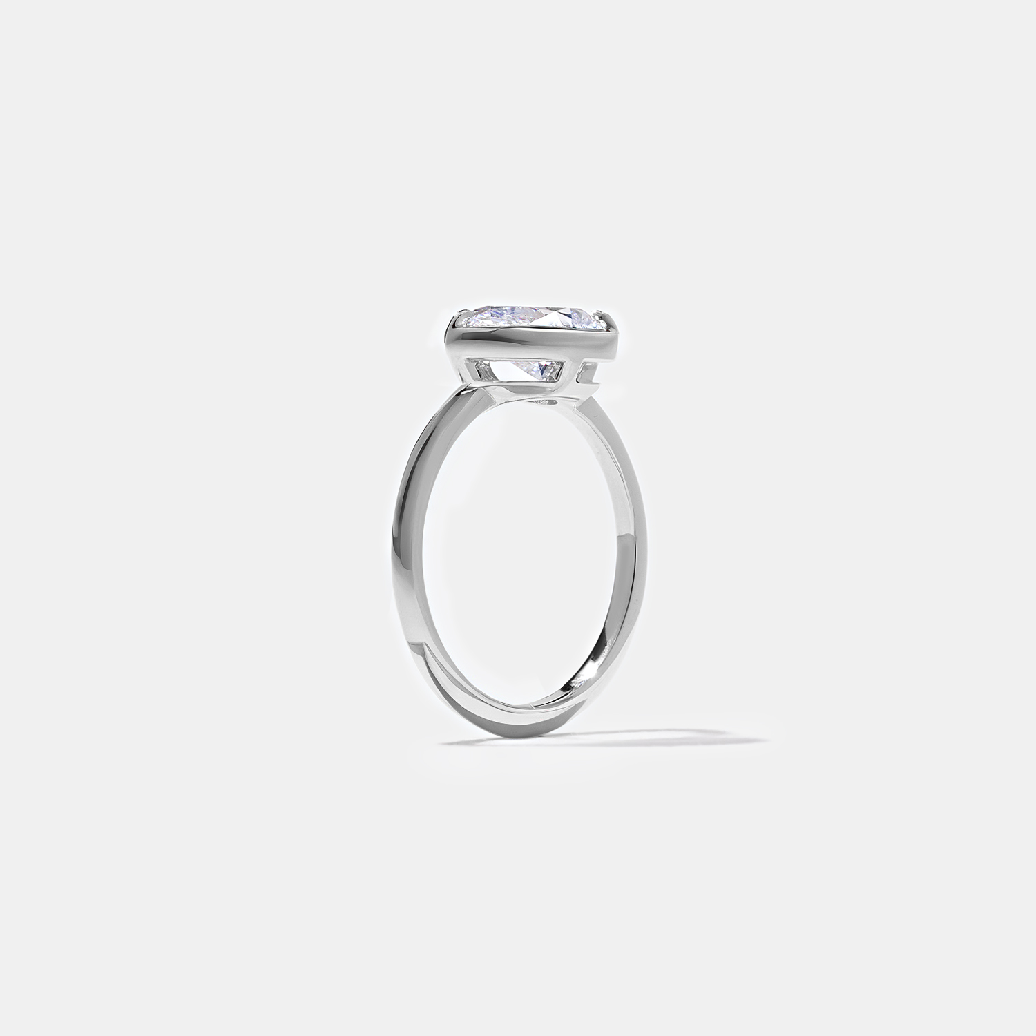 August Pear in 14k White Gold – view 5