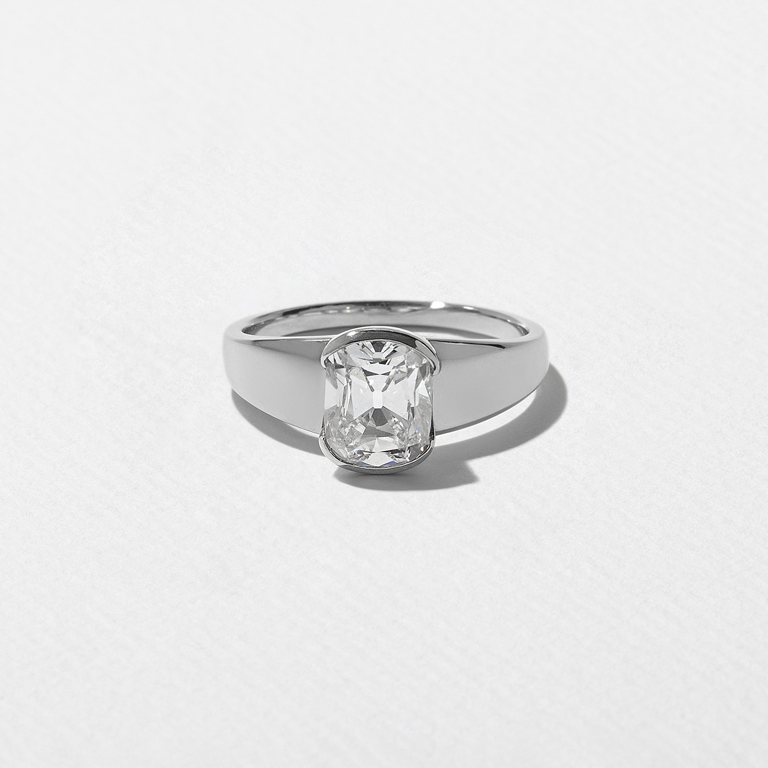 Lou Antique Cushion in 14k White Gold
