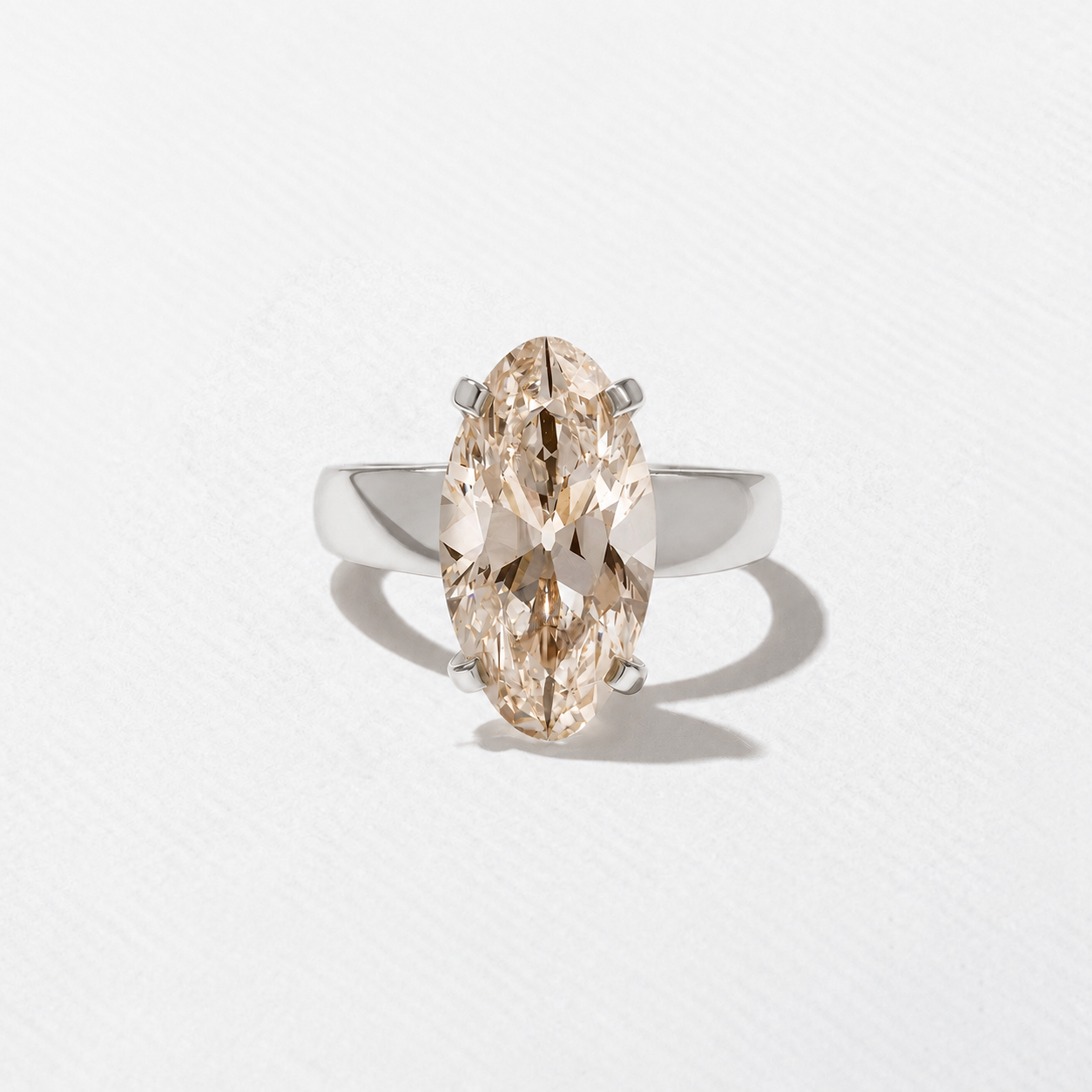 Nova Champagne Diamond in Platinum