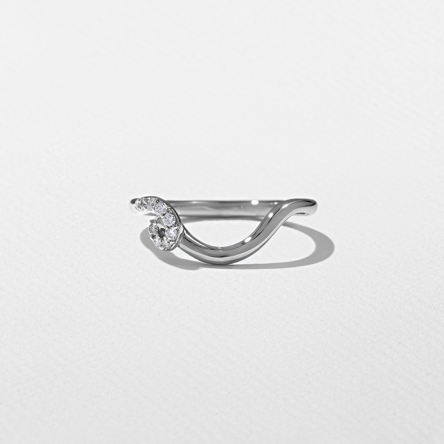 Twist with Pavé in 18k White Gold